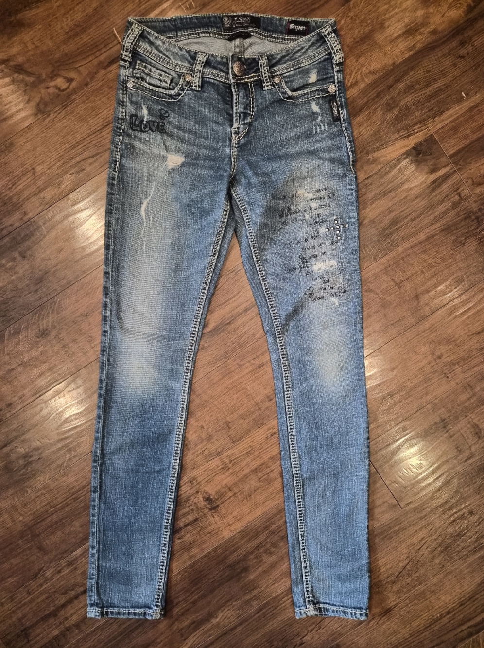 Silver Tuesday Skinny Jeans With Graffiti